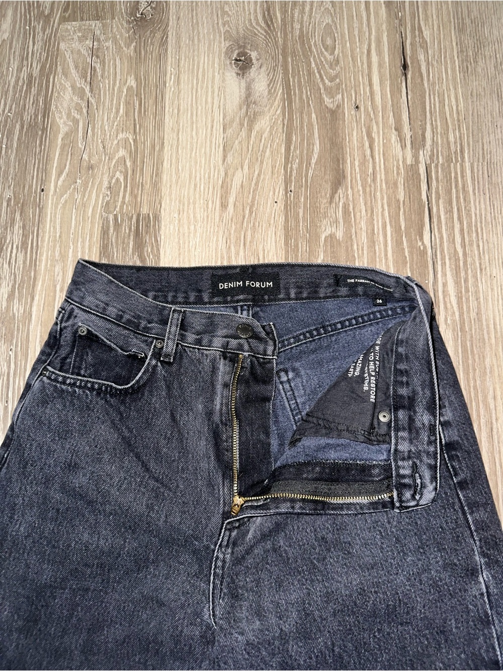 Denim Forum The Farrah Hi-Rise Wide Jean Sz 26 - Picture 6 of 8